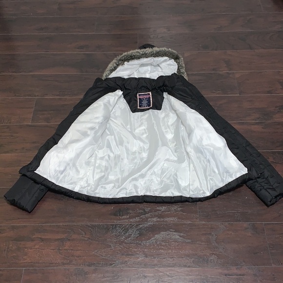 U.S. Polo Association Puffer Coat w/Faux Fur Hood, sz Medium (girls) - Picture 4 of 12